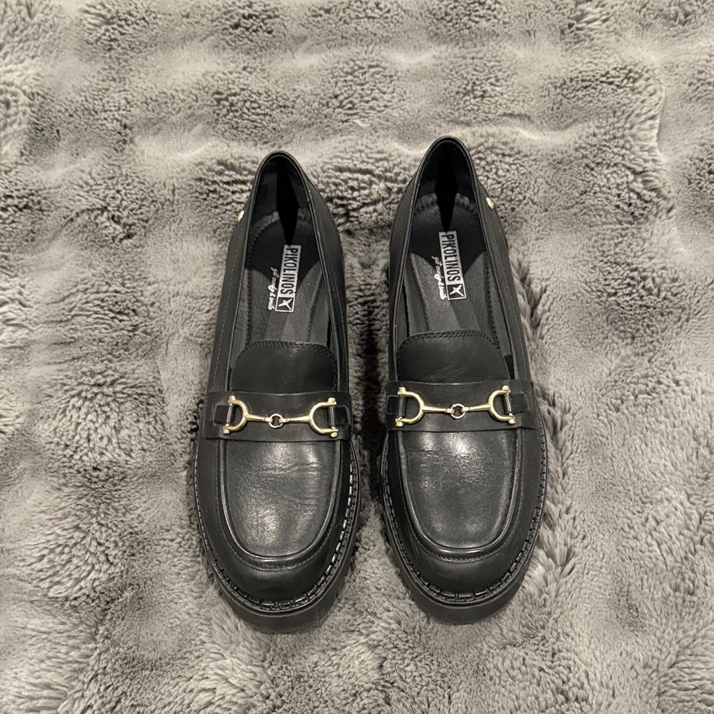 PIKOLINOS Black Leather Loafers with Gold Accents